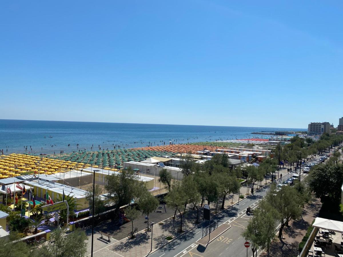 Hotel Nettuno Pesaro Zewnętrze zdjęcie