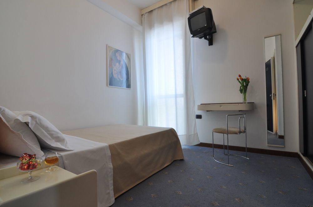 Hotel Nettuno Pesaro Zewnętrze zdjęcie